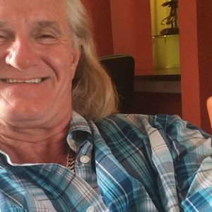 Meet your Posher, Ray